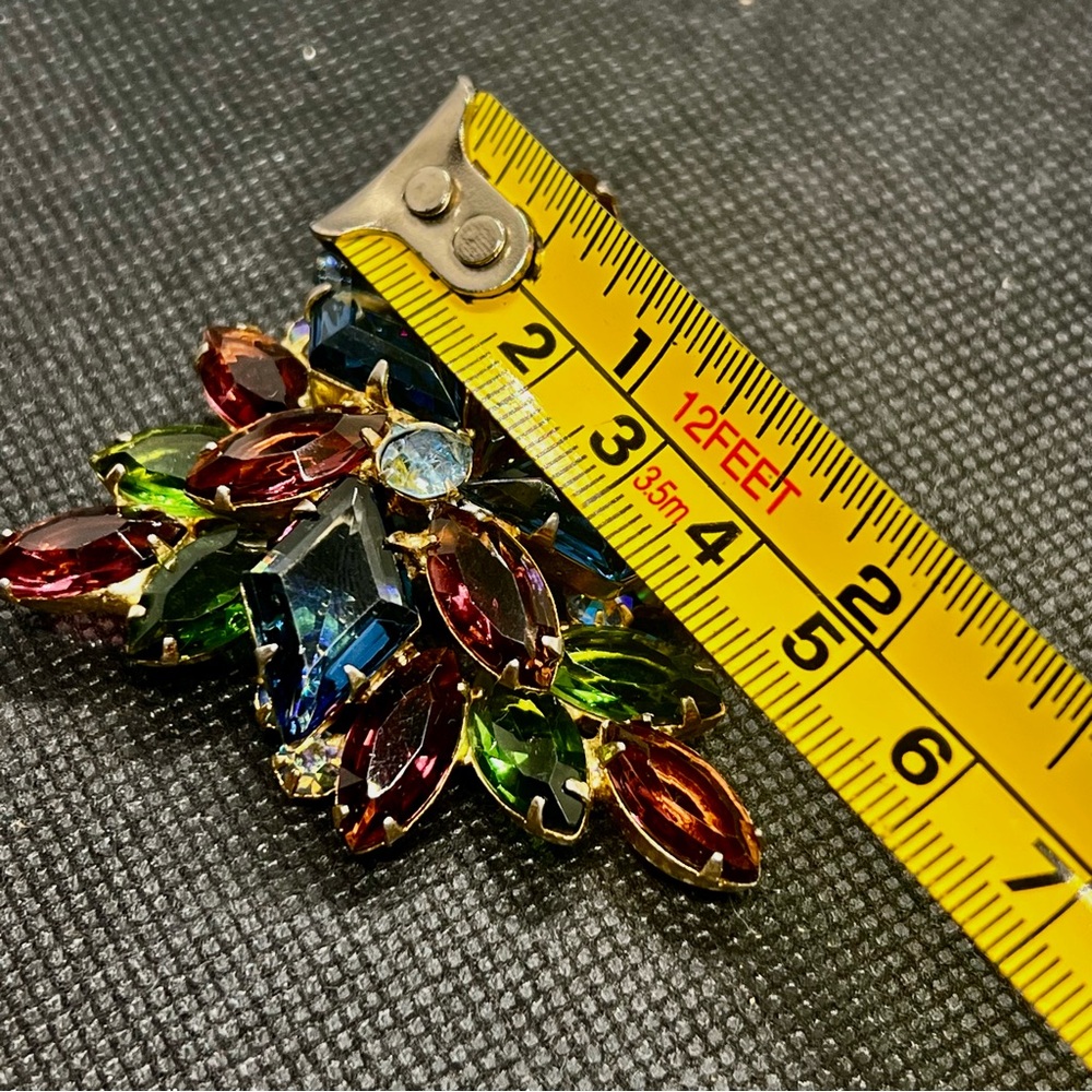 Large Vtg D&E Juliana BOOK PIECE Diamond Shape Multi Color Rhinestone Brooch Pin - Picture 6 of 6